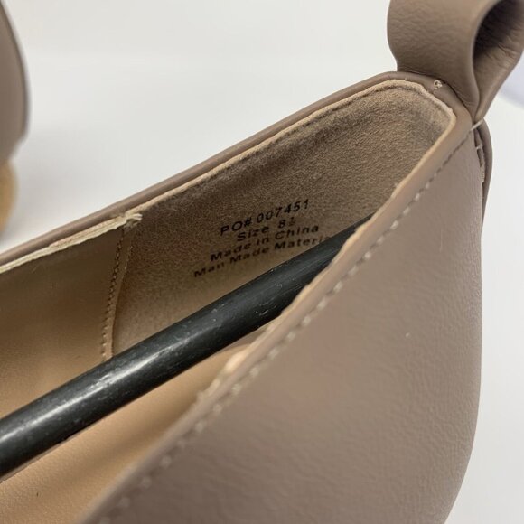 Journee Collection Maggs 007451 Loafer Women 8.5 Taupe Leather Pointed Toe S0749 - Picture 9 of 10